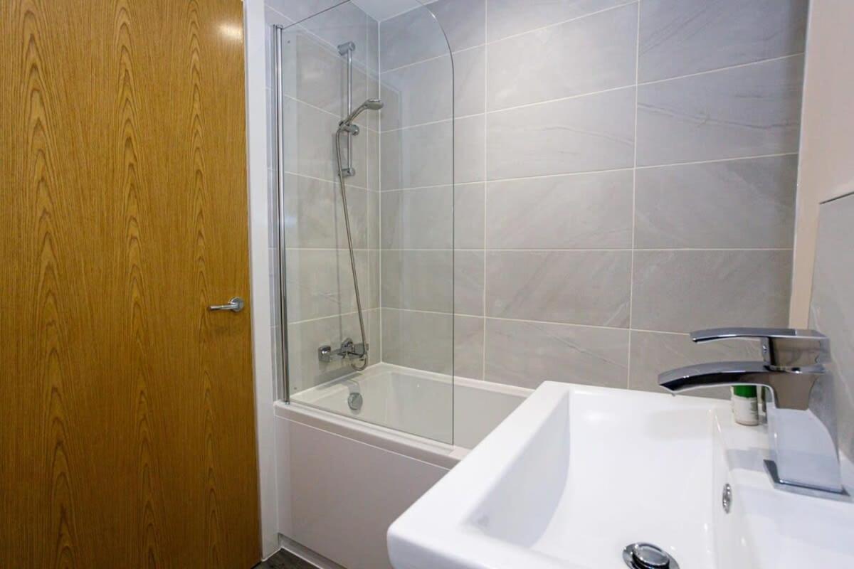 Stylish And Modern 1 Bedroom Apartment Mánchester Exterior foto